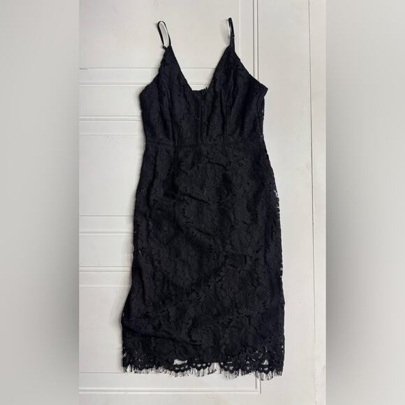 Astr Dresses & Skirts - ASTR the Label Womens Sz S Floral Black Lace Midi Dress Bodycon Spaghetti Strap